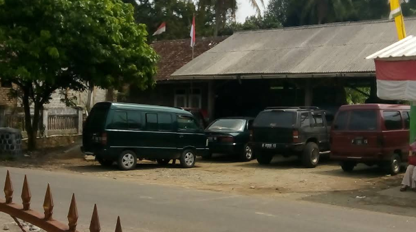 Bengkel Mobil Adang Wahyu